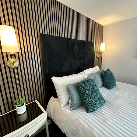 Waterside Mufc & Trafford Centre Townhouse 4 Bedroom Free Parking Manchester Extérieur photo